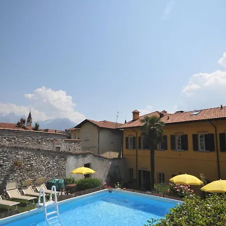 Vinicia, Pool, Jacuzzi, Airco Vendégház