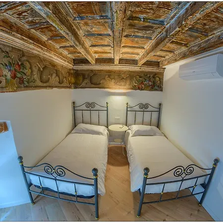 Vinicia, Pool, Jacuzzi, Airco Domaso