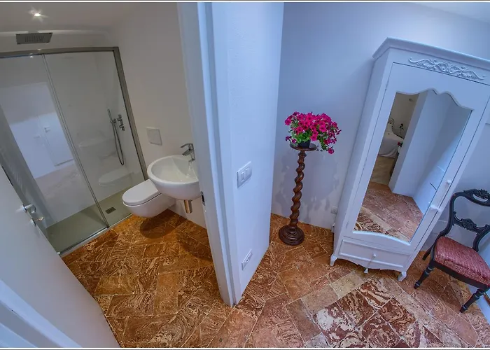 Vinicia, Pool, Jacuzzi, Airco Gasthof 4*