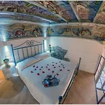 Vinicia, Pool, Jacuzzi, Airco 4* Domaso