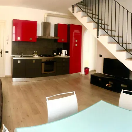 Vinicia, Pool, Jacuzzi, Airco Gæstehus Domaso