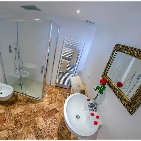 Pensjonat Vinicia, Pool, Jacuzzi, Airco 4*