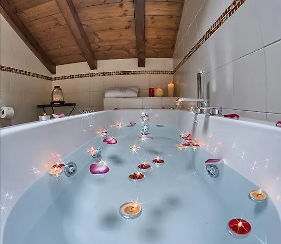 Vinicia, Pool, Jacuzzi, Airco 4*