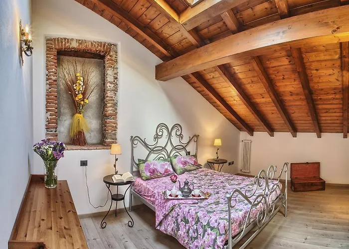 Vinicia, Pool, Jacuzzi, Airco Πανσιόν