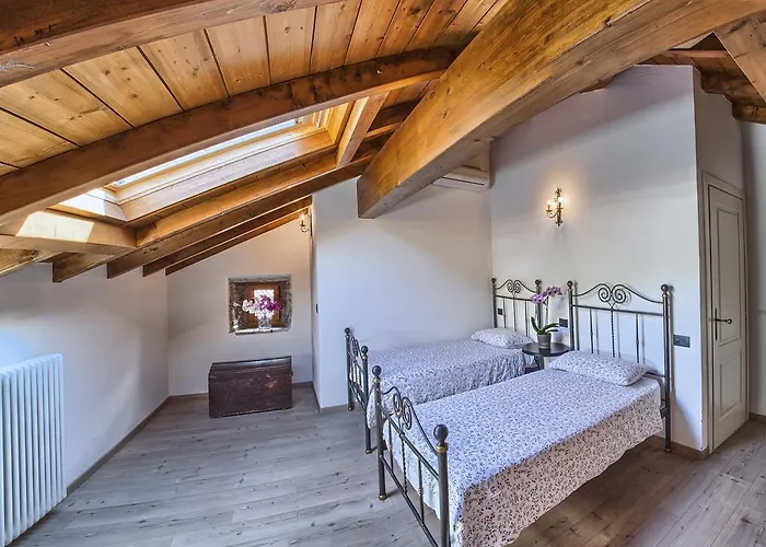 Vinicia, Pool, Jacuzzi, Airco Gasthof Domaso