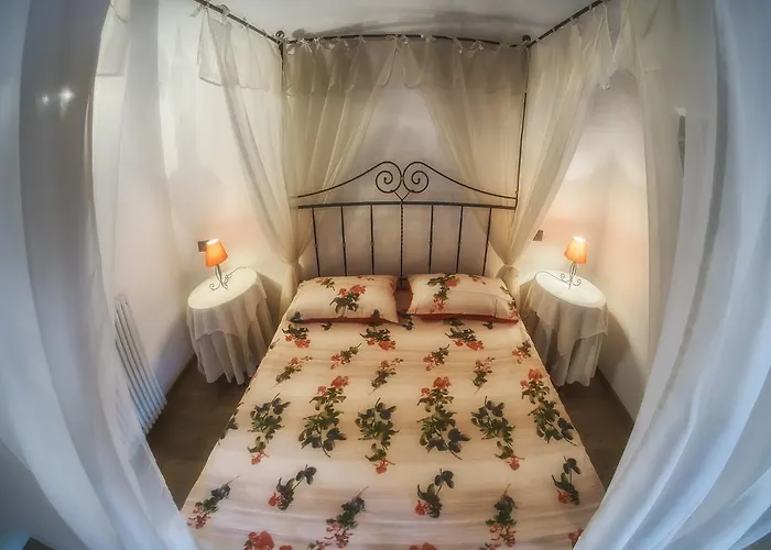 Πανσιόν Vinicia, Pool, Jacuzzi, Airco Domaso