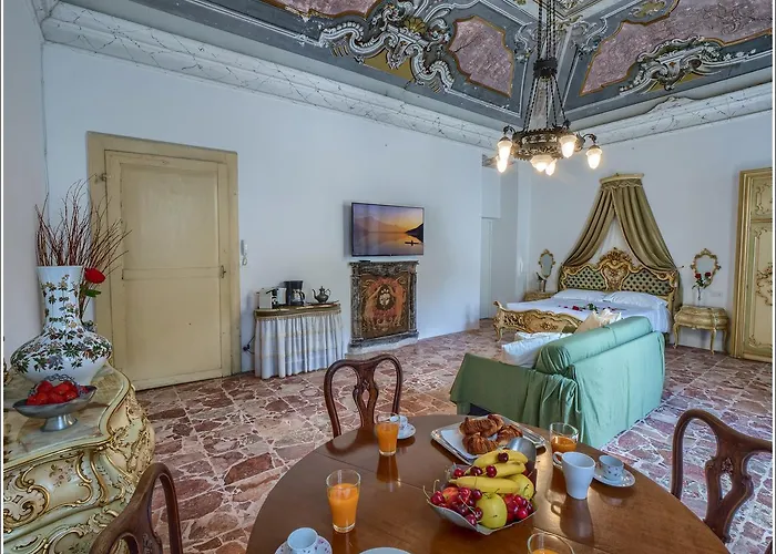 Vinicia, Pool, Jacuzzi, Airco Gasthof Domaso