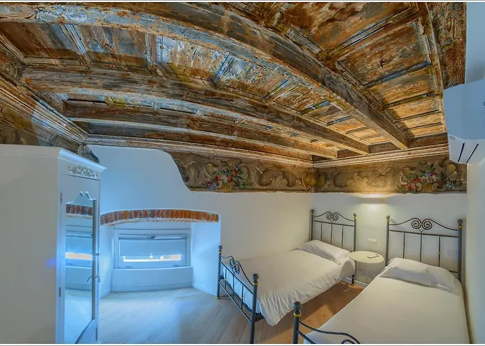 Vinicia, Pool, Jacuzzi, Airco Domaso