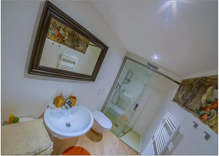 Πανσιόν Vinicia, Pool, Jacuzzi, Airco 4*