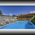 בית הארחה Vinicia, Pool, Jacuzzi, Airco