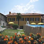 בית הארחה Vinicia, Pool, Jacuzzi, Airco