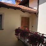Vinicia, Pool, Jacuzzi, Airco בית הארחה