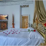 Vinicia, Pool, Jacuzzi, Airco בית הארחה 4*