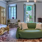 Vinicia, Pool, Jacuzzi, Airco בית הארחה