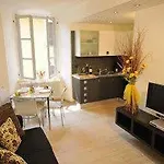 בית הארחה Vinicia, Pool, Jacuzzi, Airco