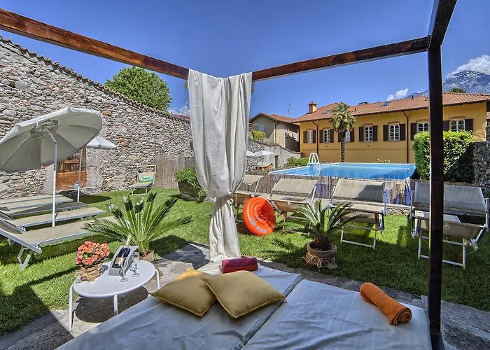 Vinicia, Pool, Jacuzzi, Airco דומאסו