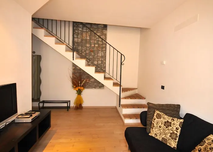 Vinicia, Pool, Jacuzzi, Airco 4* דומאסו